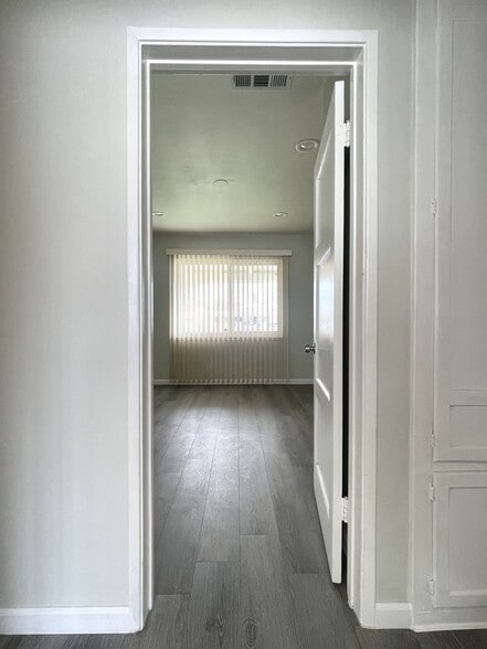 Building Photo - 7949 Clearfield Ave