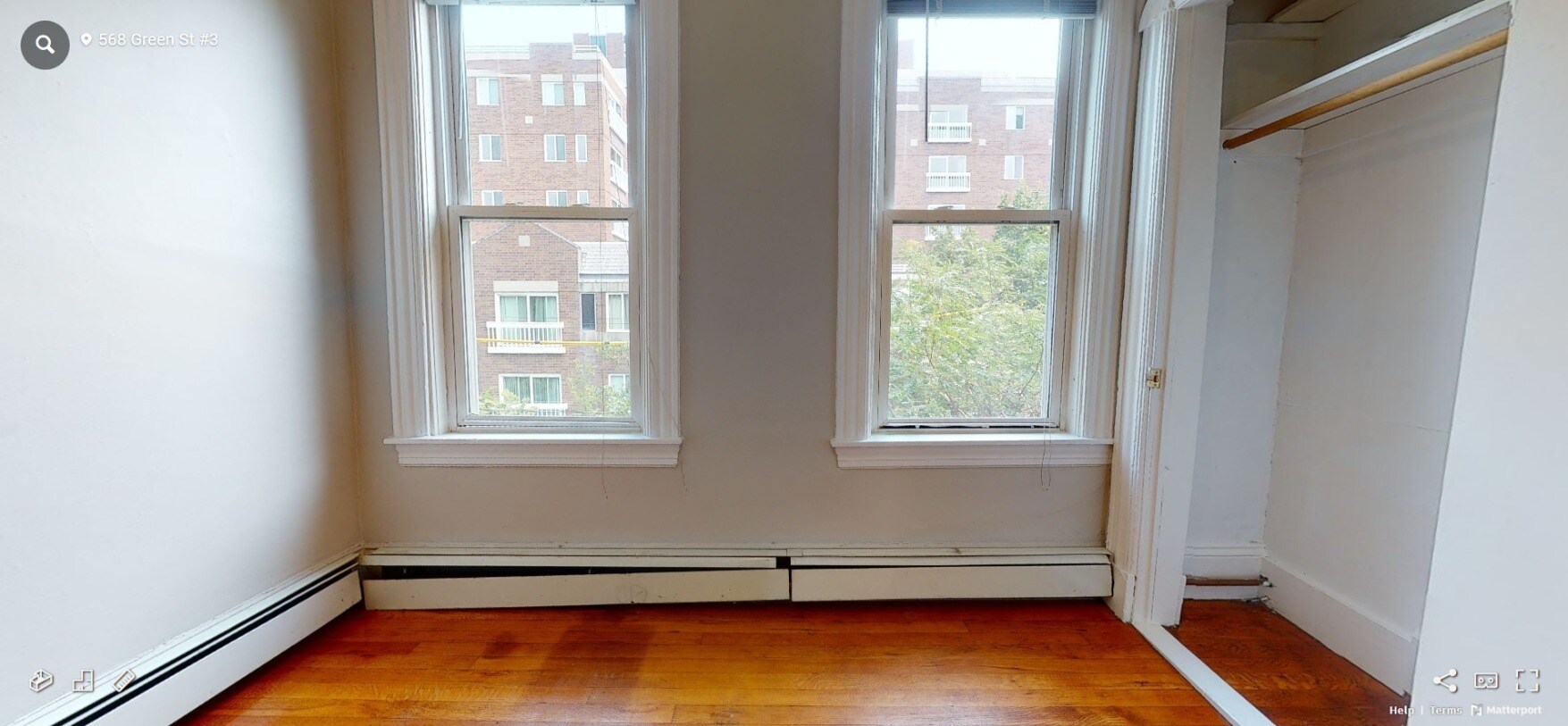Building Photo - 564 Green St