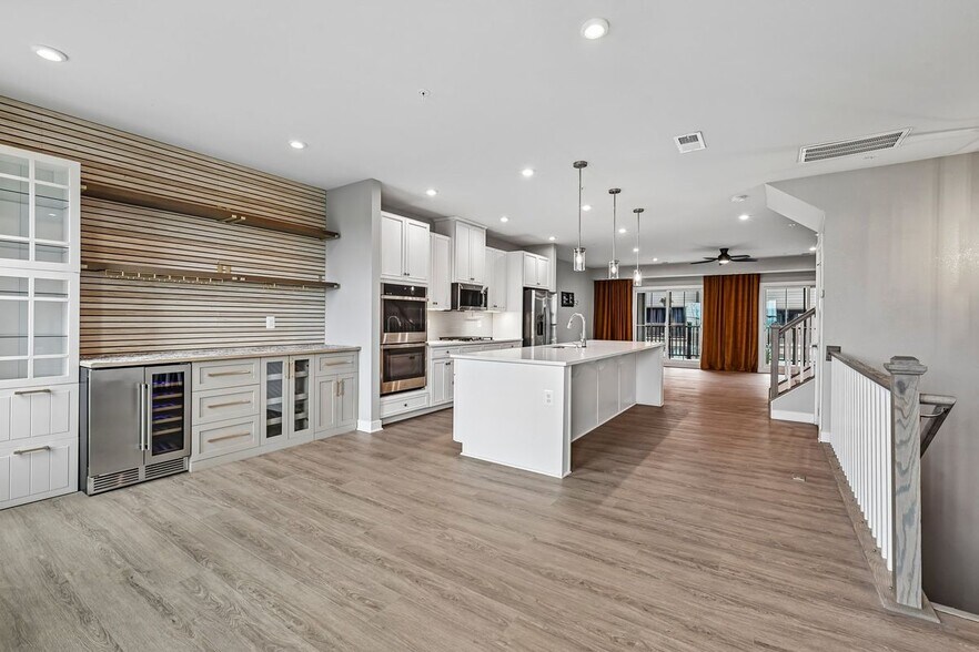 Building Photo - 1735 Dunnington Pl