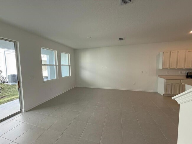 Building Photo - 2665 Bevel Ln