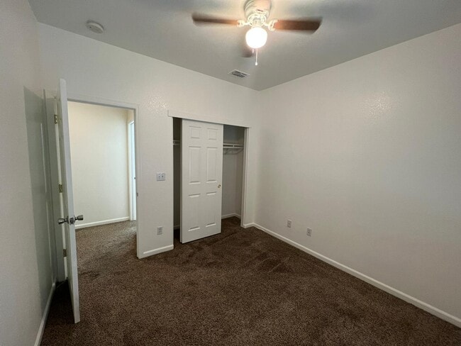 Building Photo - 560 Sutherland Ranch Ln