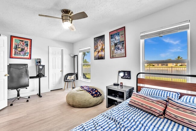 Building Photo - 12502 Baywind Ct