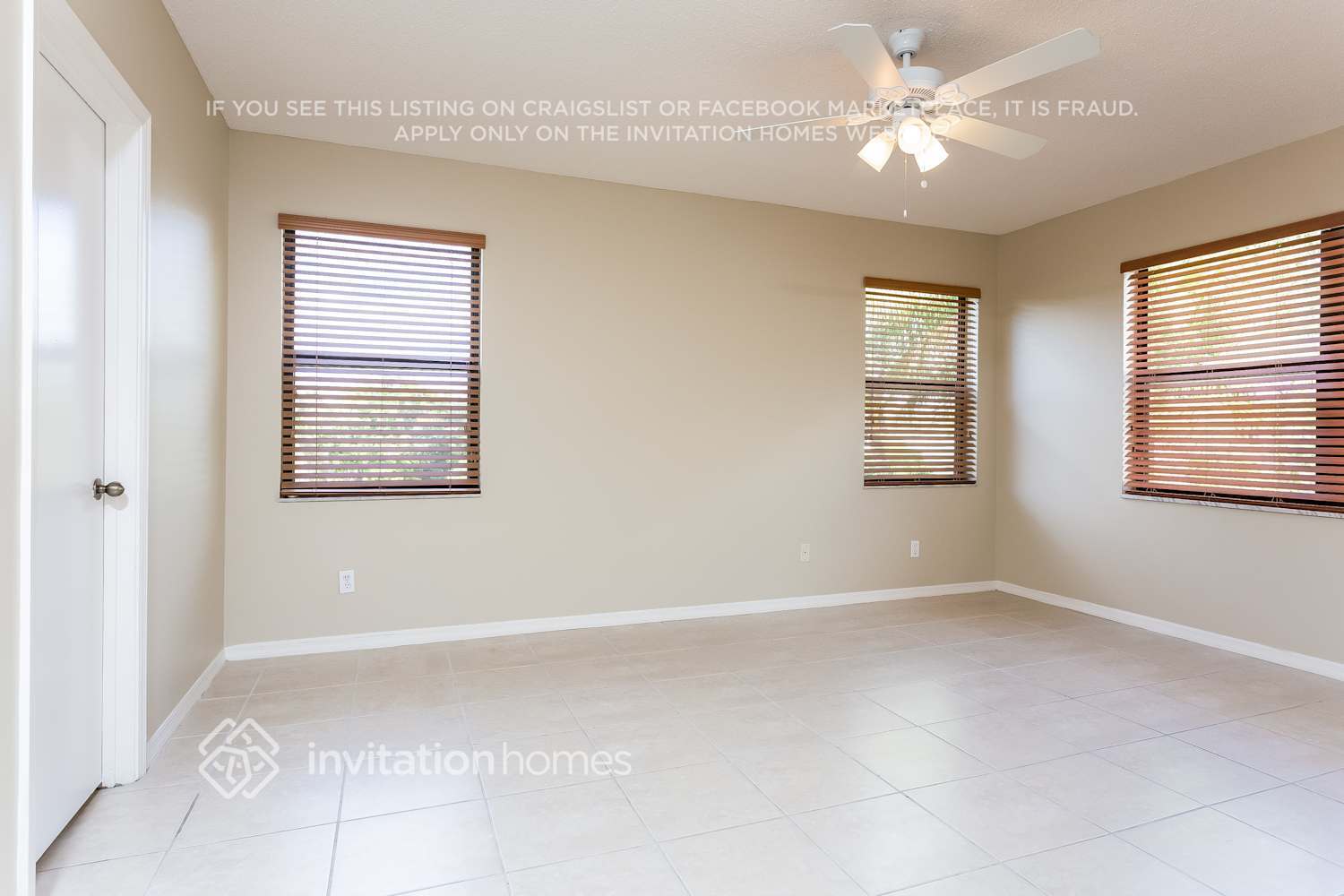 Building Photo - 11249 NW 34th Pl