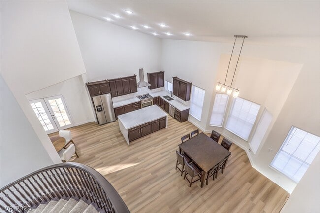 Building Photo - 5152 Forest Oaks Dr