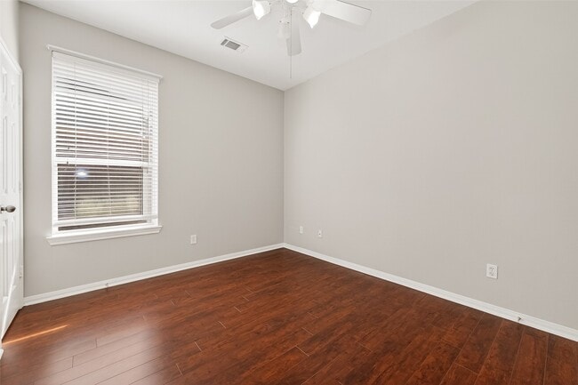 Building Photo - 15318 Bent Twig Way