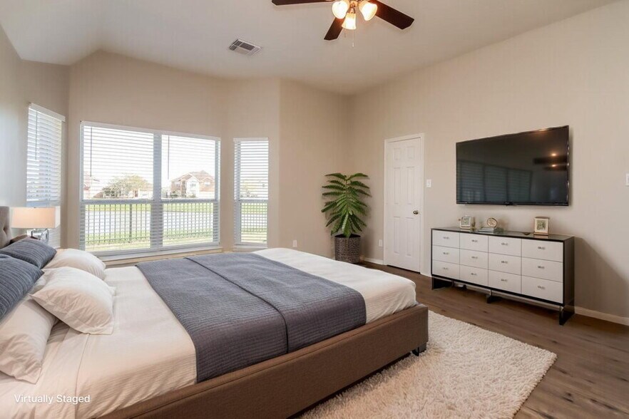 Building Photo - 22 Atascadero Dr