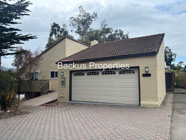 Primary Photo - Beautiful three bedroom home in Carmel