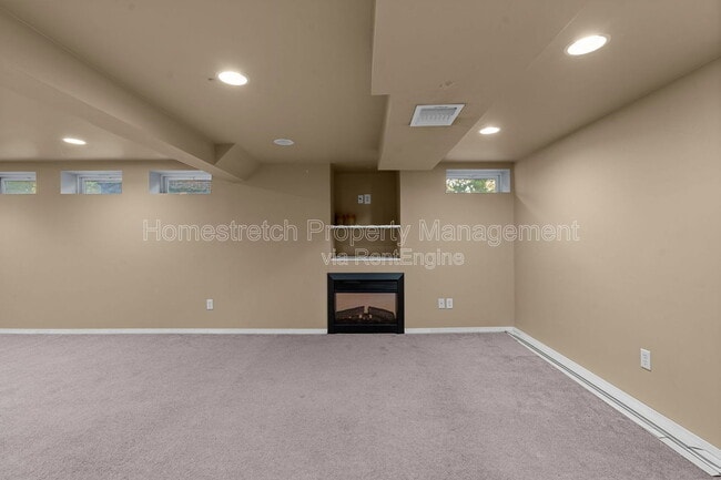 Building Photo - 11860 Shallowbrook Dr