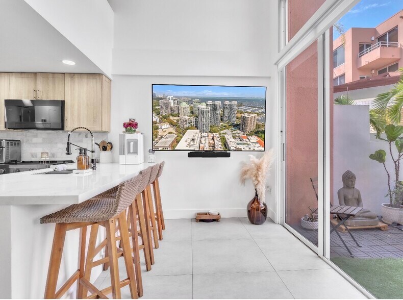 Building Photo - 2801 Florida Ave