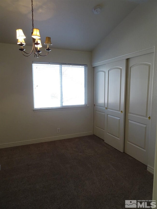 Building Photo - 7021 Heatherwood Dr