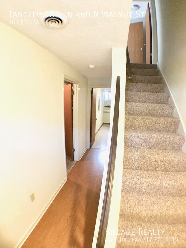 Building Photo - 410 Tanglewood Ln