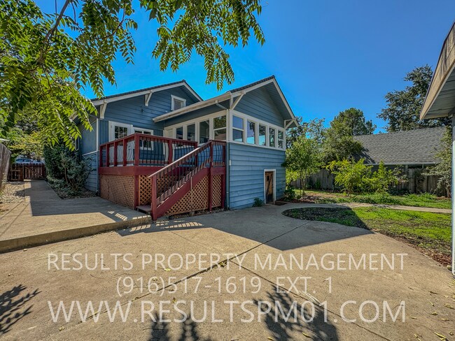 Building Photo - Charming Home in Auburn Coming Soon!