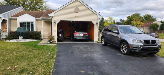 Building Photo - 539 Thorndale Dr