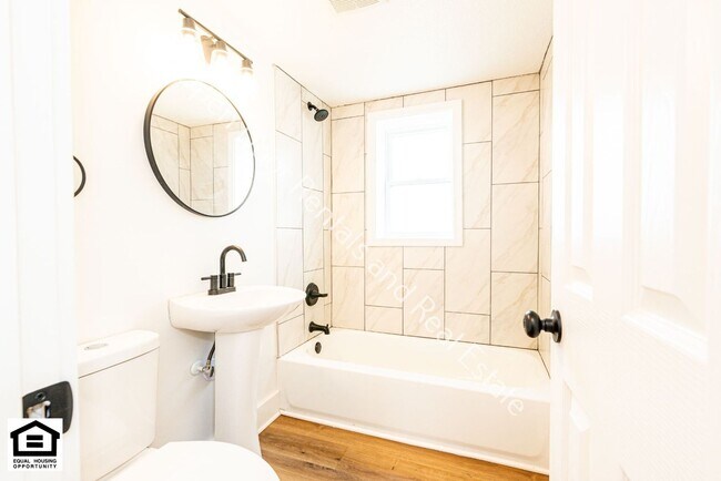 Building Photo - 1823 Griswold Dr