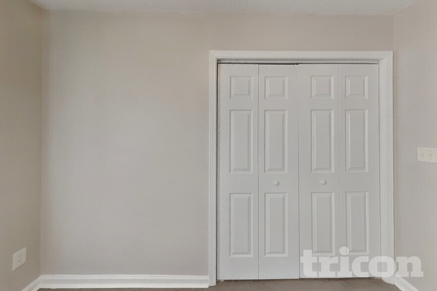 Building Photo - 105 Pinto Ln