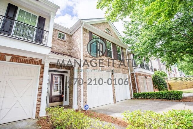 Primary Photo - 3 Bedroom Townhome for Rent- Peachtree Rid...