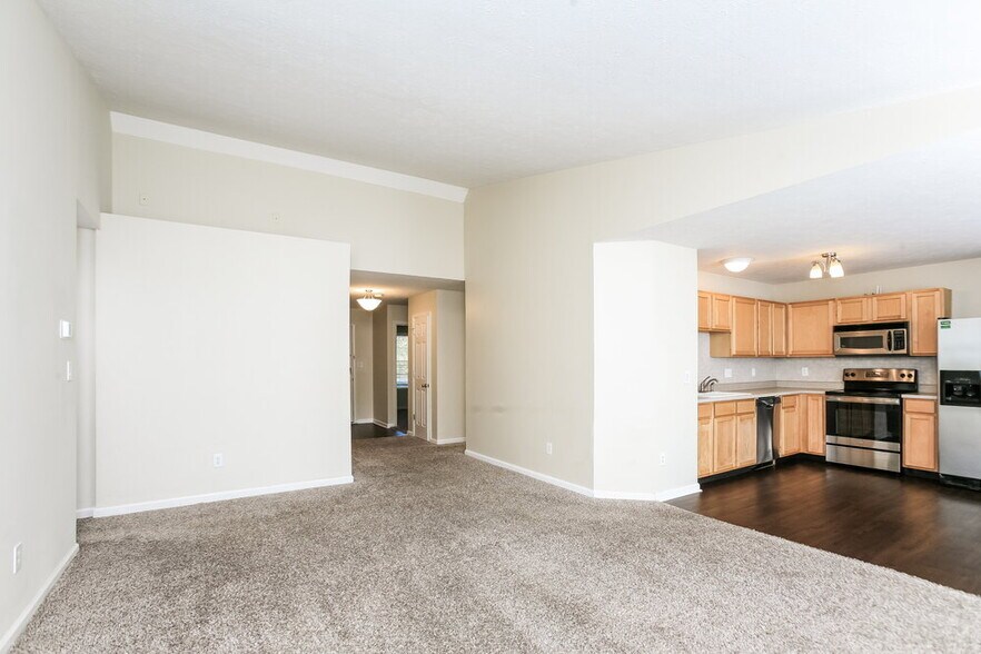 Building Photo - 12344 Deerview Dr