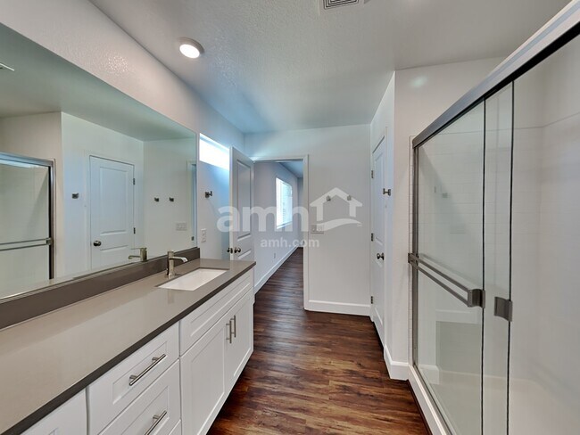 Building Photo - 4840 Blushing Star St