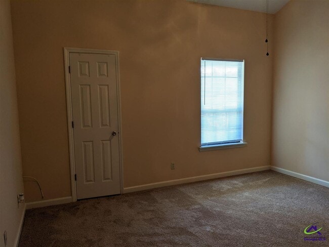 Building Photo - 100 Wrights Mill Cir