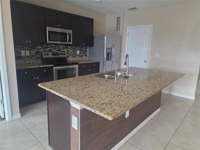 Building Photo - 4058 Silverstream Terrace