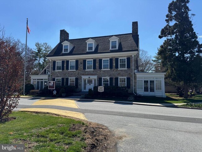 Building Photo - 200 Old Forge Crossing