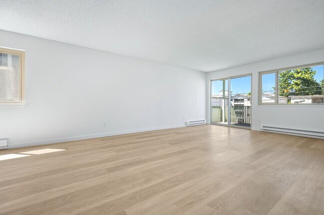 Interior Photo - Greenwood Gardens