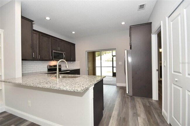 Building Photo - 37 Ponce Deleon Dr