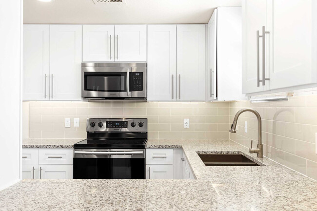 Newly Renovated Apartment Homes Available - Cortland at Raven