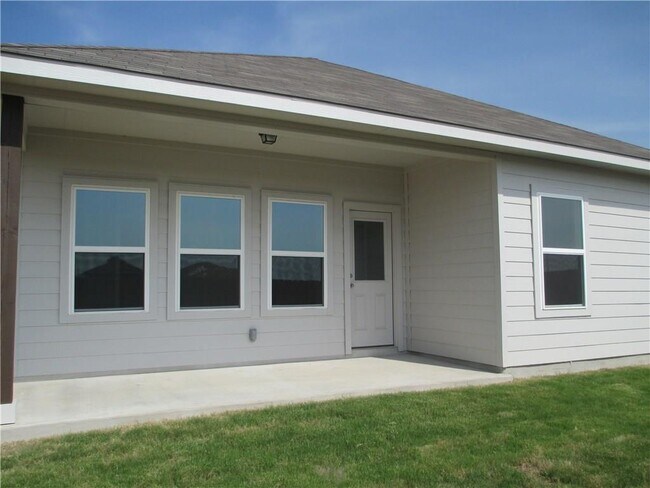 Building Photo - 17009 Casanova Ave