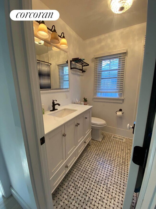 Building Photo - 10 Miller Terrace