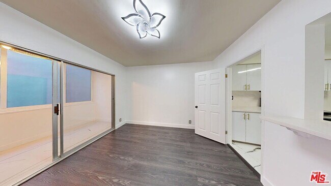 Building Photo - 14335 Huston St