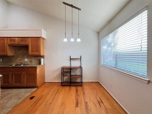 Building Photo - 5759 Cedar Creek Dr