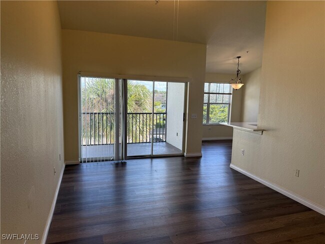 Building Photo - 7985 Preserve Cir