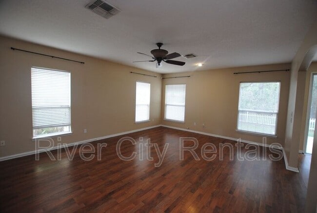 Building Photo - 3022 Piedmont Manor Dr