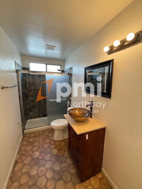 Building Photo - 2950 Juniper St