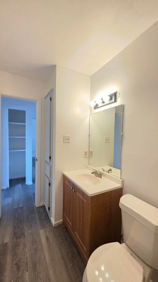 Building Photo - 2307 78th St