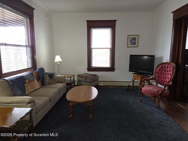 Building Photo - 1706 E Gibson St