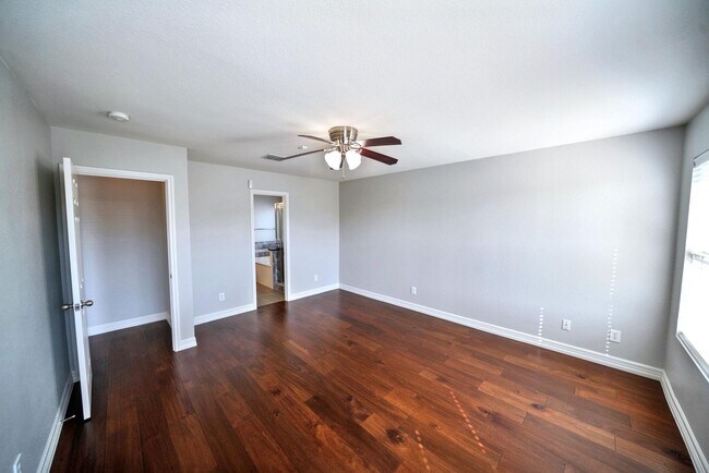 Building Photo - Beautiful home in the desirable Trails of Kensington Ranch, Schertz, TX - Realtor Commission: $500