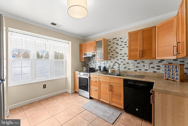 Building Photo - 18310 Timko Ln