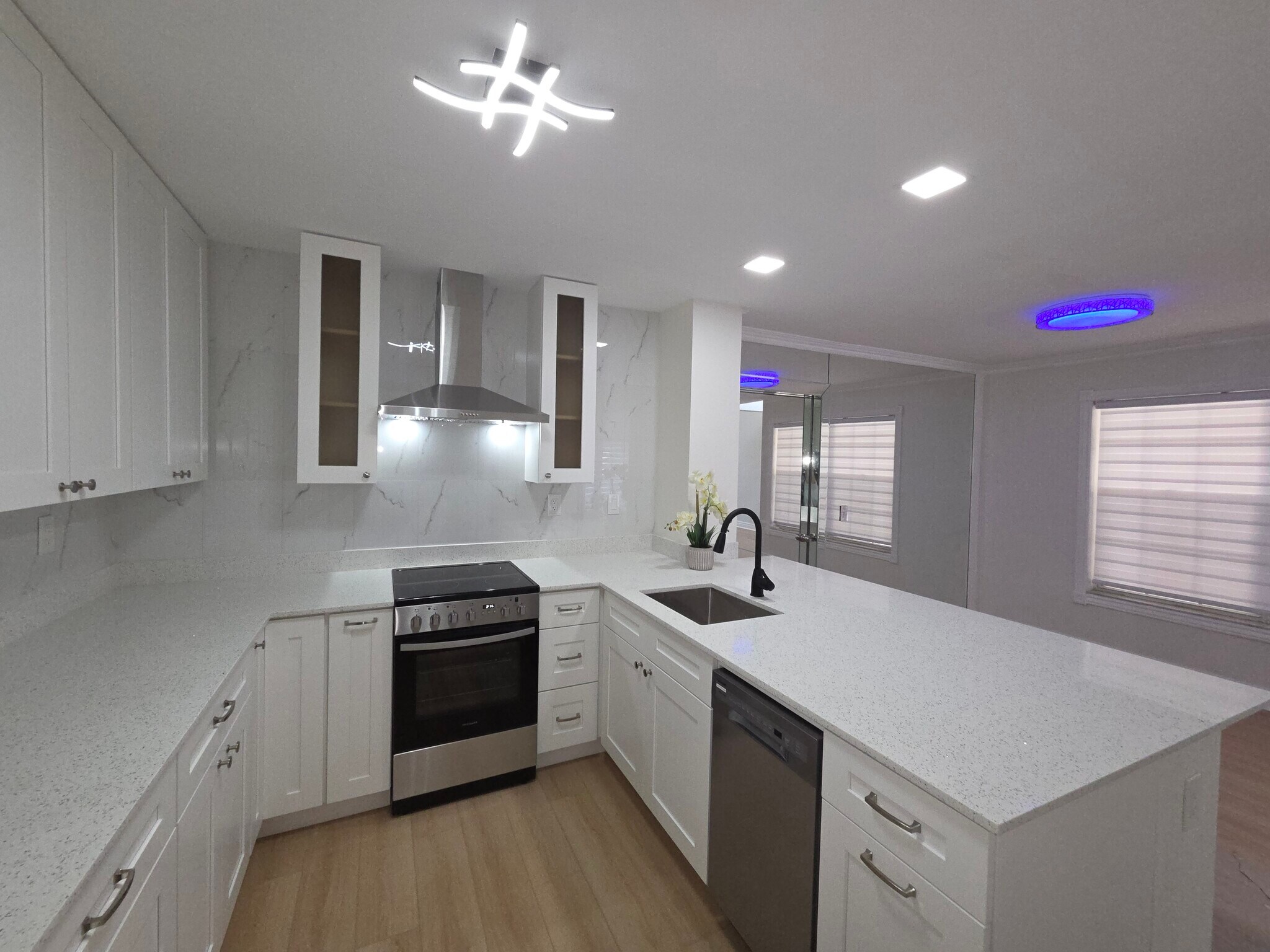 Building Photo - 5305 Buckhead Cir