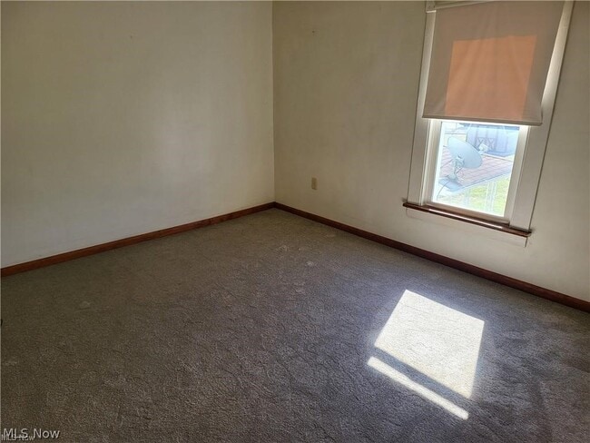 Building Photo - 55178 Maple Ave