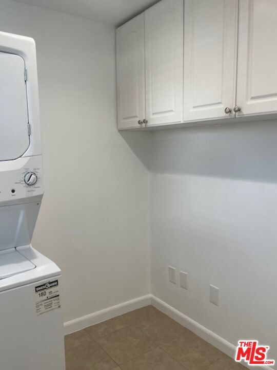 Building Photo - 1254 N Detroit St