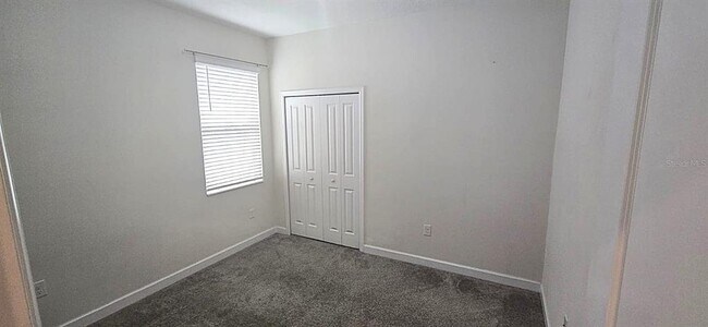 Building Photo - 212 Bergamot Lp
