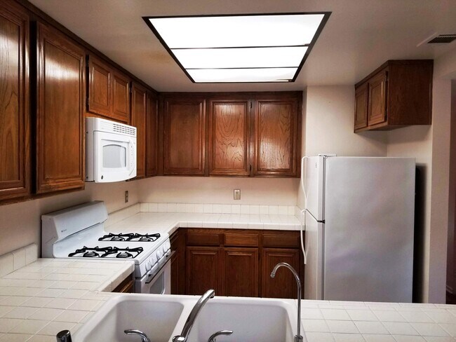 Kitchen - 1151 Via Montoya Via