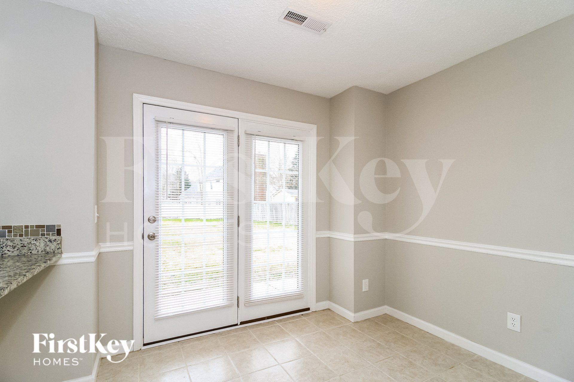 Building Photo - 3302 Sparrowhawk Dr