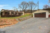 Building Photo - 24414 Graham Ave