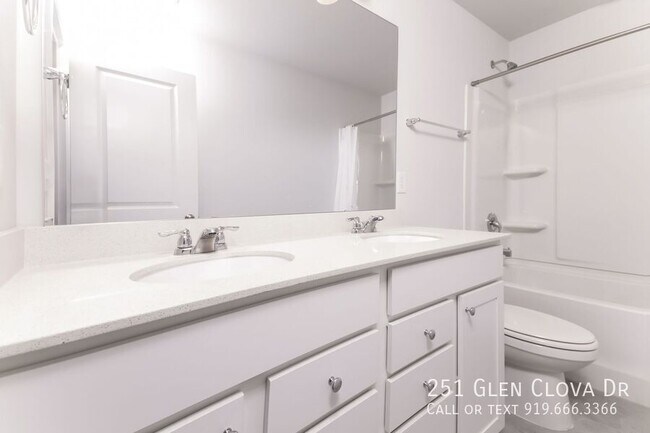Building Photo - 251 Glen Clova Dr