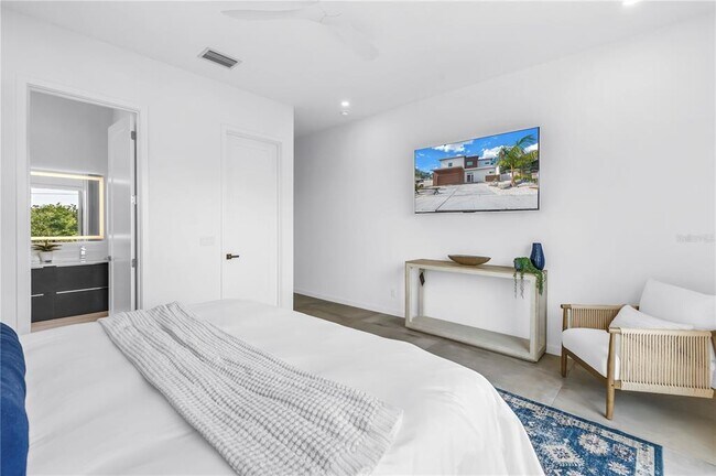 Building Photo - 2314 Floyd St