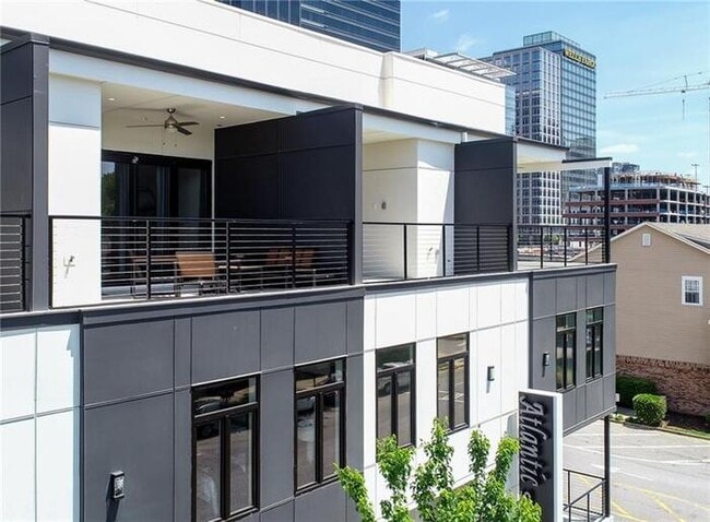 Building Photo - 223 16th St NW