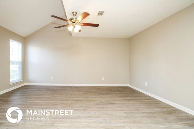 Building Photo - 934 Lavergne Ln